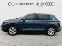 Gebraucht VW Tiguan Move 131 PS (96 kW) 2023 Nightshade blue metallic SUV