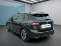 Gebraucht BMW 223 Active Tourer 197 PS (144 kW) 2025 Grün Van / Kleinbus