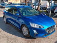 Gebraucht Ford Focus Titanium 120 PS (88 kW) 2019 Blau Kombi