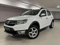 Gebraucht Dacia Sandero Prestige 90 PS (66 kW) 2014 Gletscherweiss Kleinwagen