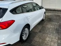 Gebraucht Ford Focus Titanium 120 PS (88 kW) 2020 Weiß Kombi