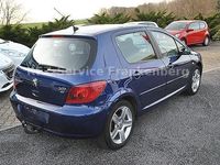 Gebraucht Peugeot 307 Premium 136 PS (100 kW) 2004 Blau metallic Limousine