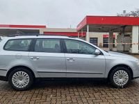 Gebraucht VW Passat Trendline 140 PS (102 kW) 2011 Silber Kombi