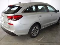Gebraucht Hyundai i30 Trend 140 PS (102 kW) 2019 Silber Kombi