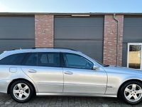 Gebraucht Mercedes E220 170 PS (125 kW) 2006 Silber Kombi