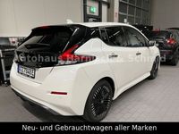 Gebraucht Nissan Leaf N-Connecta 110 kW (150 PS) 2022 Brilliant white (m) Kleinwagen