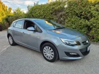 Gebraucht Opel Astra 101 PS (74 kW) 2015 Grau Limousine
