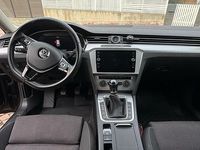 Gebraucht VW Passat 150 PS (110 kW) 2018 Andere farben Kombi