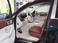 Gebraucht Mercedes GLS600 Maybach 557 PS (409 kW) 2023 197 obsidianschwarz / rubelitr SUV