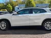 Gebraucht Mercedes GLA200 136 PS (100 kW) 2017 Weiß SUV
