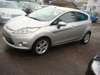 Gebraucht Ford Fiesta Titanium 97 PS (71 kW) 2012 Silber Kleinwagen
