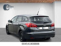 Gebraucht Ford Focus Business Edition 125 PS (91 kW) 2017 Grau Limousine