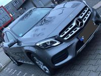 Gebraucht Mercedes GLA220 184 PS (135 kW) 2019 Grau SUV