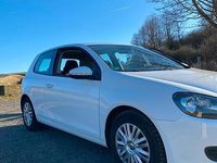 Gebraucht VW Golf VI 80 PS (58 kW) 2010 Weiß Kleinwagen