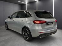 Gebraucht Mercedes B180 Progressive 136 PS (100 kW) 2024 Lack hightechsilber Van / Kleinbus