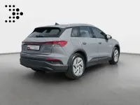 Second-hand Audi Q4 e-tron Basis 125 kW (170 CP) 2023 Gri SUV
