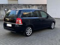 Gebraucht Opel Zafira 150 PS (110 kW) 2010 Schwarz Van / Kleinbus