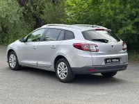 Gebraucht Renault Mégane GrandTour LIMITED 116 PS (85 kW) 2016 Platingrau Kombi
