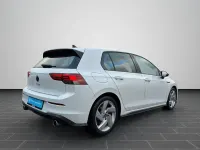 Gebraucht VW Golf VIII GTI 245 PS (180 kW) 2024 Pure white Limousine
