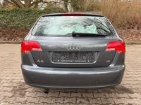 Gebraucht Audi A3 Attraction 116 PS (85 kW) 2006 Delfingrau metallic Kleinwagen