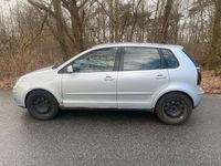 Gebraucht VW Polo 70 PS (51 kW) 2006 Silber Kleinwagen