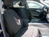 Gebraucht Audi A4 Ambiente 204 PS (150 kW) 2022 Navarrablau metallic Kombi