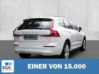 Gebraucht Volvo XC60 Core 197 PS (144 kW) 2023 Weiß metallic SUV