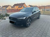Gebraucht Volvo XC60 235 PS (172 kW) 2022 Schwarz SUV