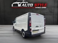 Gebraucht Opel Vivaro 120 PS (88 kW) 2019 Weiß Van / Kleinbus