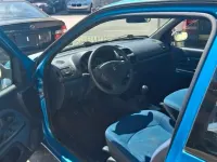 Second-hand Renault Clio II 75 CP (55 kW) 2002 Albastru Hatchback
