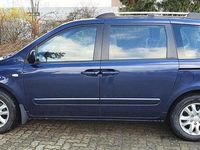 Gebraucht Kia Carnival EX 185 PS (136 kW) 2006 Blau Van / Kleinbus