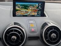 Gebraucht Audi A1 Sportback Design 129 PS (94 kW) 2018 Rot Kleinwagen