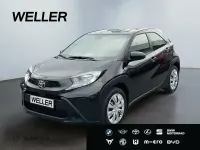 Gebraucht Toyota Aygo 72 PS (52 kW) 2024 Night time black (schwarz) Kleinwagen
