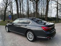 Gebraucht BMW 740L 258 PS (189 kW) 2017 Sophistograu brillanteffekt me Limousine