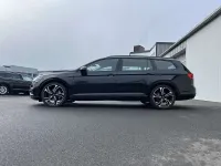 Gebraucht VW Passat R-line 150 PS (110 kW) 2021 Schwarz Kombi