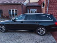 Gebraucht Mercedes E220 Avantgarde 194 PS (142 kW) 2019 Schwarz Limousine