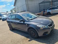 Usado Kia Ceed 90 CV (66 kW) 2012 Gris Utilitario