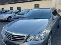Gebraucht Mercedes E200 184 PS (135 kW) 2011 Silber Limousine