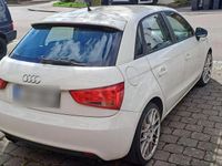 Gebraucht Audi A1 Sportback Ambition 122 PS (89 kW) 2014 Weiß Kleinwagen