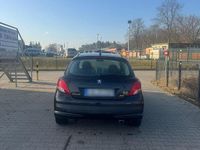 Gebraucht Peugeot 207 73 PS (53 kW) 2009 Schwarz Kleinwagen