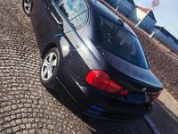 Gebraucht BMW 318 143 PS (105 kW) 2011 Schwarz Limousine