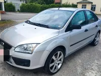 Używany Ford Focus 116 KM (85 kW) 2005 Srebrny Sedan/Limuzyna