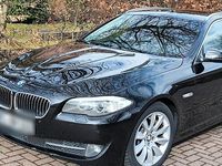 Gebraucht BMW 530 245 PS (180 kW) 2010 Schwarz Kombi