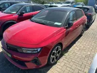 Usata Opel Astra Ultimate 131 CV (96 kW) 2024 Rosso Utilitaria