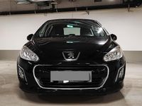 Gebraucht Peugeot 308 120 PS (88 kW) 2011 Schwarz Limousine