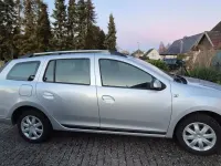 Gebraucht Dacia Logan MCV Lauréate 90 PS (66 kW) 2014 Silber Kombi