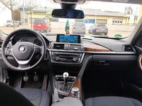 Gebraucht BMW 320 163 PS (119 kW) 2014 Grau Kombi