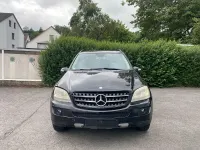 Gebraucht Mercedes ML280 190 PS (139 kW) 2006 Schwarz SUV