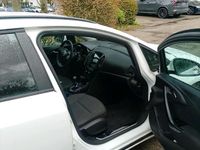 Gebraucht Opel Astra Sport 87 PS (63 kW) 2011 Weiß Kombi