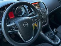 Gebraucht Opel Astra Selection 110 PS (80 kW) 2015 Silber Kombi